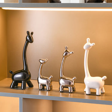 4-Piece Ceramic Giraffe Figurine Set – Modern Luxe Decor